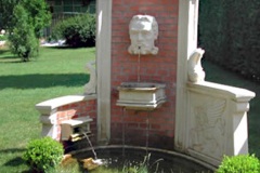 Fontana in marmo da giardino privato